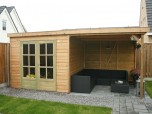 Berging-met-lessenaarsdak-19-mm-en-veranda-ottertuinhuizen.jpg