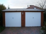 Garage met puntdak